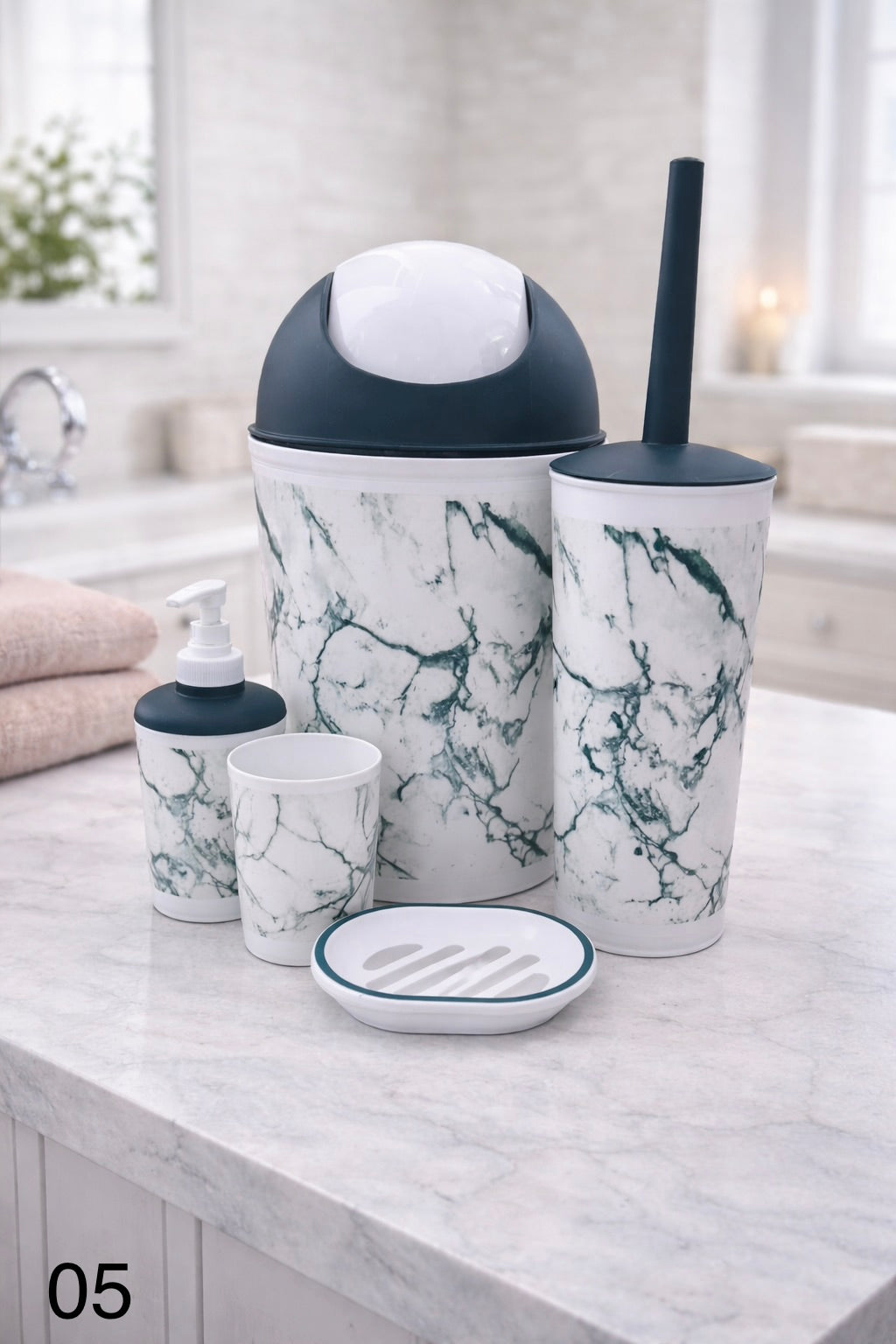 Printed Bathroom Accessory Set