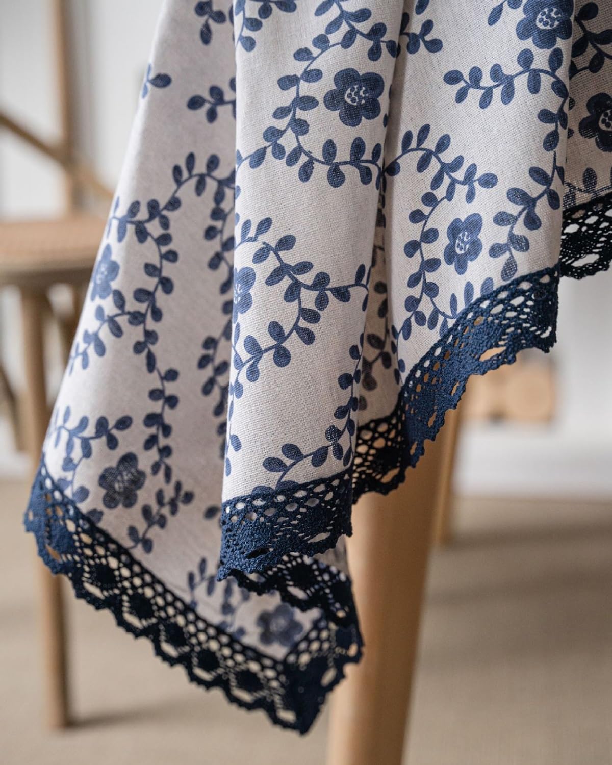 Tablecloth "Floral Lace Border" - Naonao