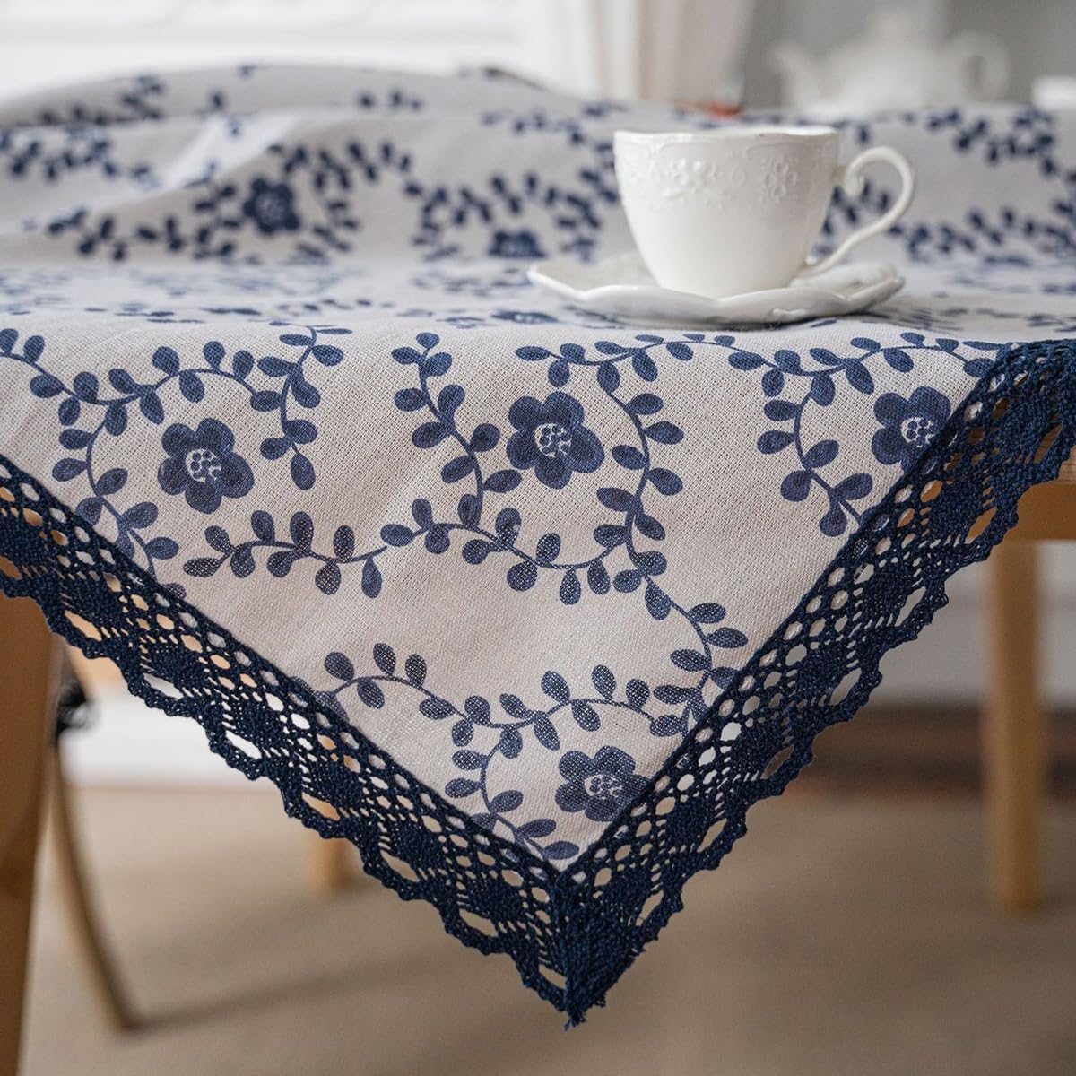 Tablecloth "Floral Lace Border" - Naonao
