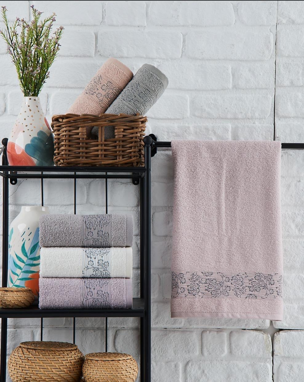 Ornamental Vine Motif Jacquard Towel - Purry
