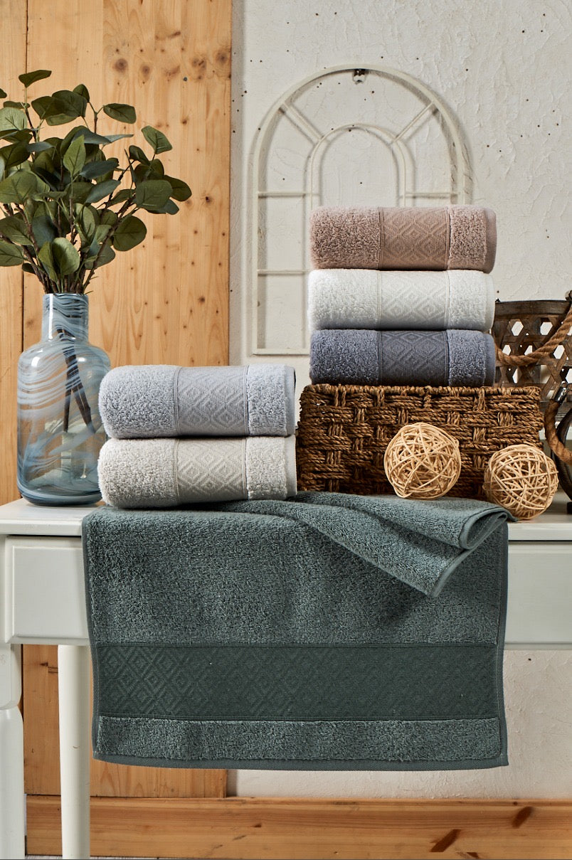 Diamond weave Jacquard Towel - Purry